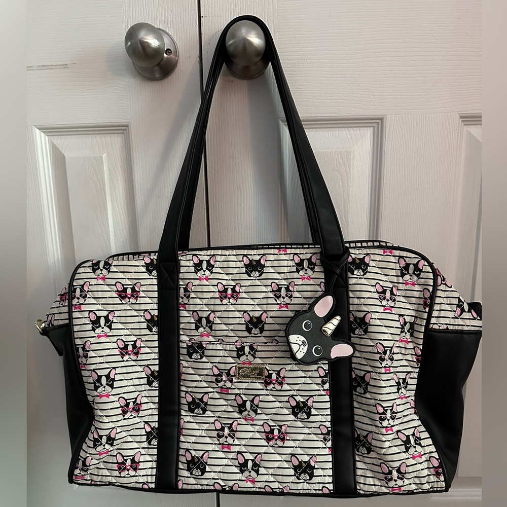 NW/OT Betsey Johnson Weekender Quilted Puppy Duffle Travel Bag